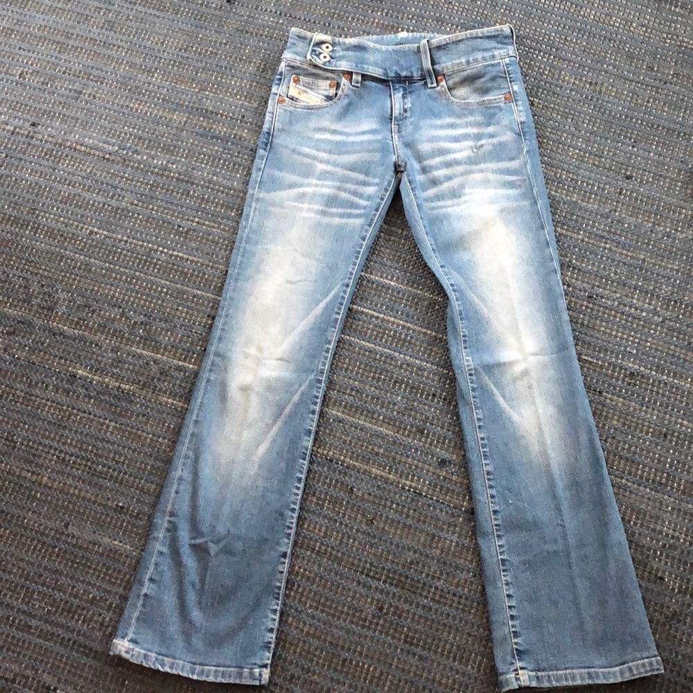 Boot cut jeans